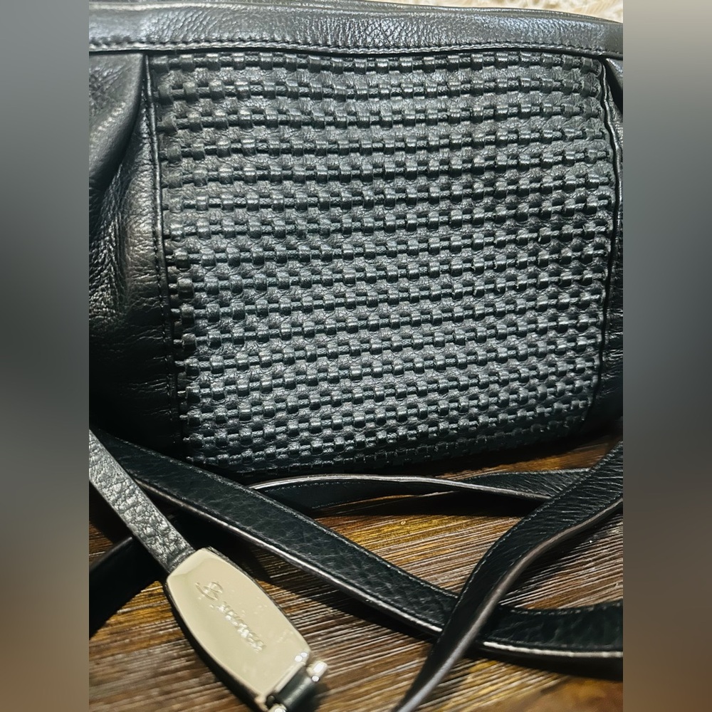 B.Makowsky Woven Crossbody Bag - Picture 2 of 5